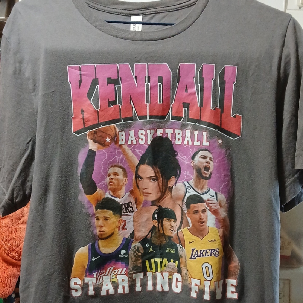 Gray Kendall Basketball Graphic T-Shirt Size Large. 100% Cotton.
